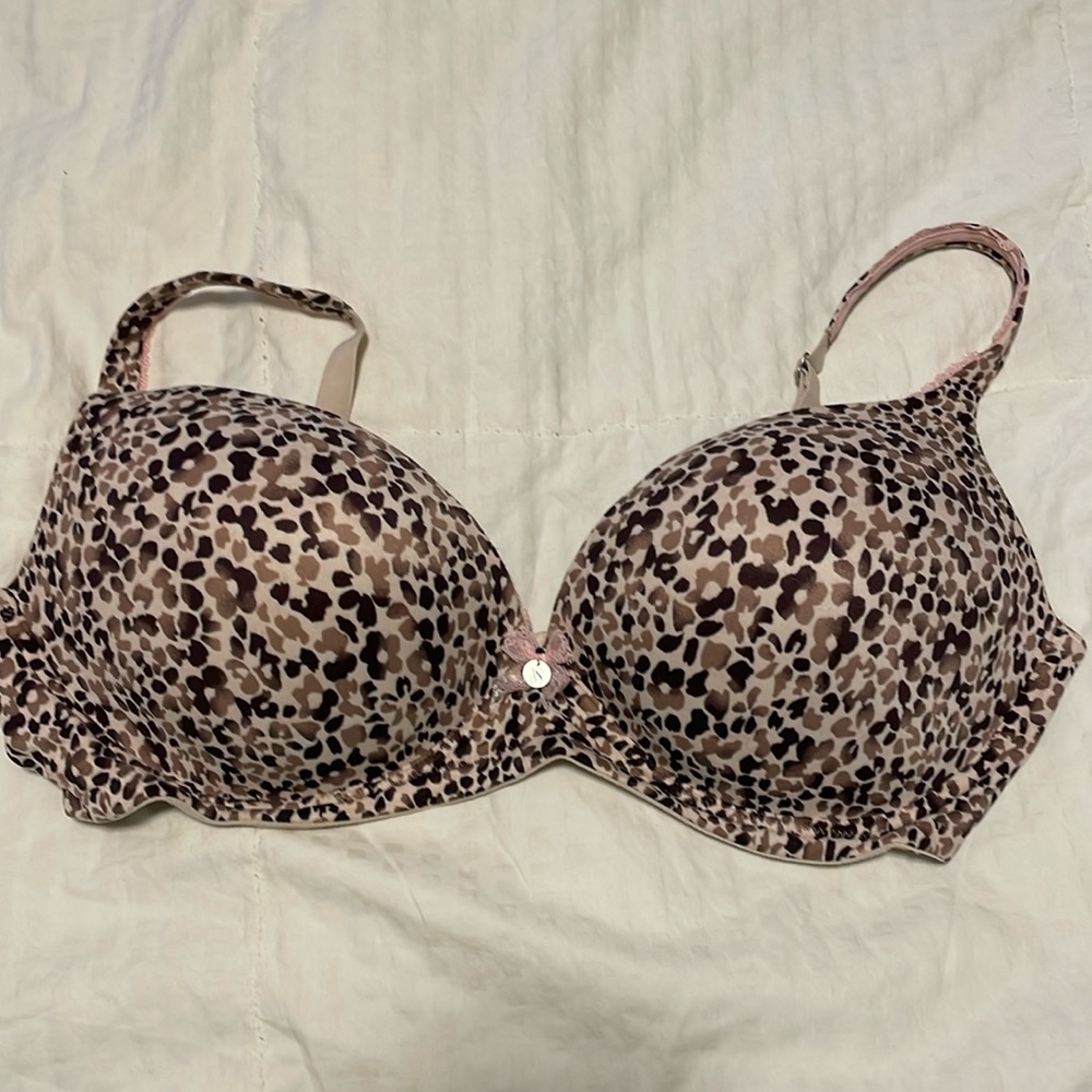 Body by Victoria’s Secret Leopard Print No Wire Bra